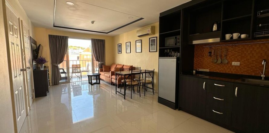 Apartamento de 3 habitaciones en Pattaya, Tailandia № 205845