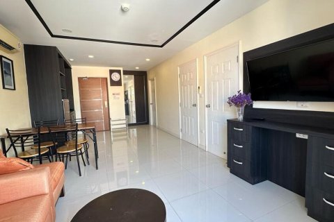 Apartamento de 3 habitaciones en Pattaya, Tailandia № 205845 - foto 4
