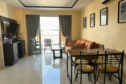 Apartamento de 3 habitaciones en Pattaya, Tailandia № 205845 - foto 2