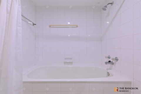 Condominio de 3 dormitorios en Bangkok, Tailandia № 187955 - foto 6