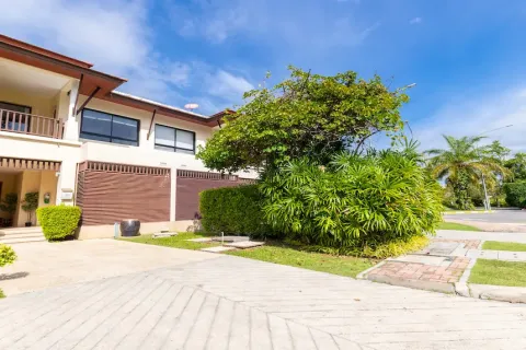 Chalet de 2 dormitorios en Phuket, Tailandia № 190833