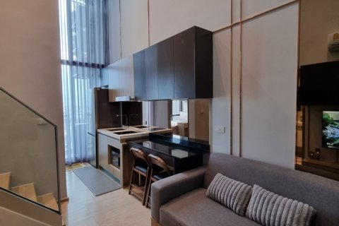 Condo in Bangkok, Thailand, 2 bedrooms  № 167680