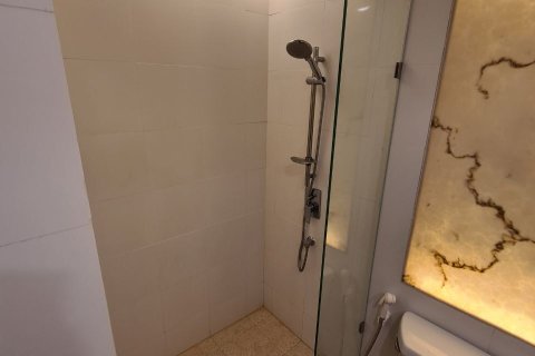 Condominio de 2 dormitorios en Pattaya, Tailandia № 152627 - foto 6