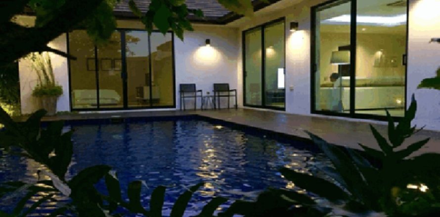 Chalet de 3 dormitorios en Pattaya, Tailandia № 202878