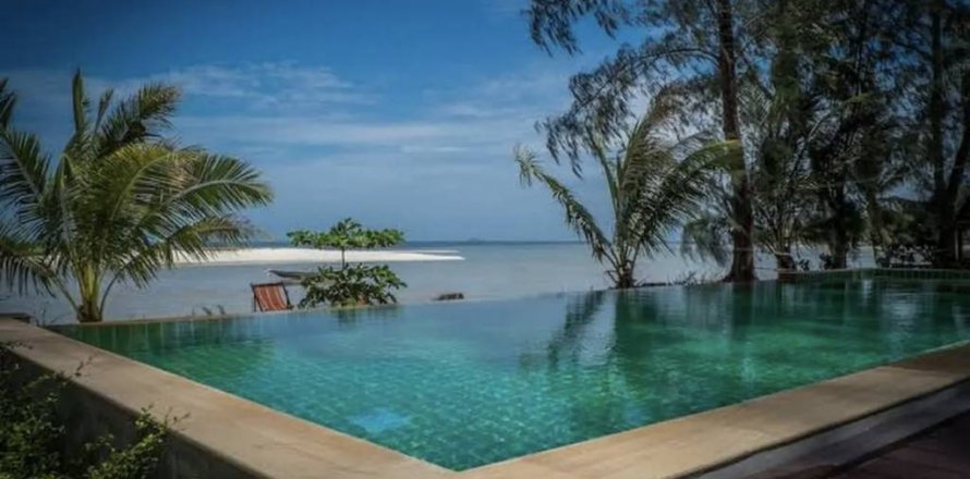 Hotel in Surat Thani, Thailand № 134592