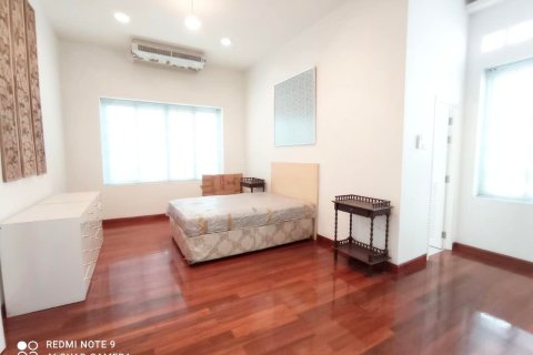 Haus in Bangkok, Thailand 5 Schlafzimmer № 157540 - Foto 15
