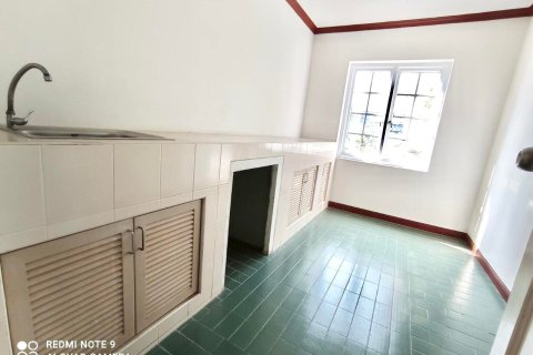 Casa de 5 dormitorios en Bangkok, Tailandia № 157543 - foto 5