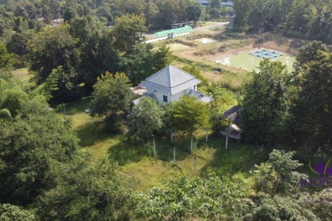 Terreno en Chiang Mai, Tailandia № 162564