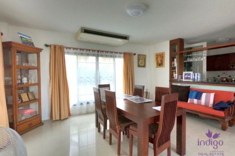 Casa de 4 dormitorios en Chiang Mai, Tailandia № 162560 - foto 2