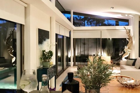 Chalet de 3 dormitorios en Phuket, Tailandia № 167514 - foto 7
