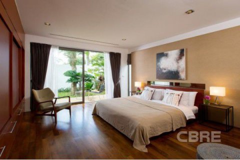 Chalet de 3 dormitorios en Phuket, Tailandia № 167514 - foto 6