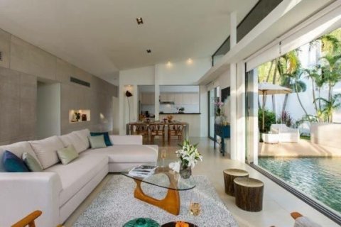 Chalet de 3 dormitorios en Phuket, Tailandia № 167514 - foto 2