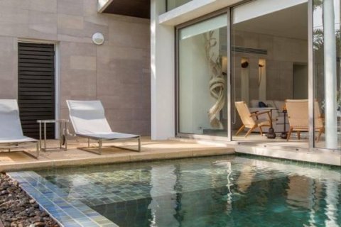 Chalet de 3 dormitorios en Phuket, Tailandia № 167514 - foto 17