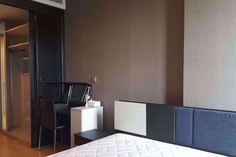 Condominio de 1 dormitorio en Khlong Toei, Bangkok, Tailandia № 69723 - foto 6