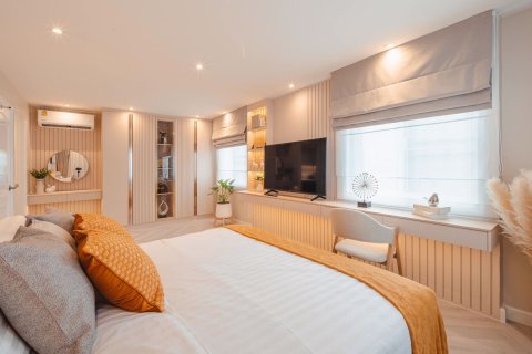 Condominio de 2 dormitorios en Yan Nawa, Bangkok, Tailandia № 69722 - foto 10