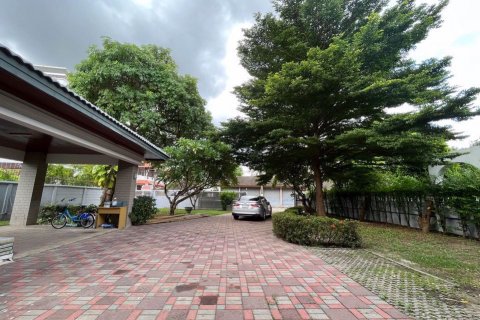 Casa de 4 dormitorios en Chatuchak, Bangkok, Tailandia № 69725 - foto 10