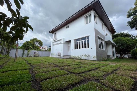Casa de 4 dormitorios en Chatuchak, Bangkok, Tailandia № 69725 - foto 13