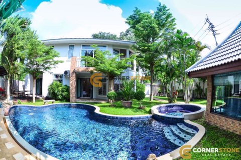 Estudio en Bang Sare, Tailandia № 26737