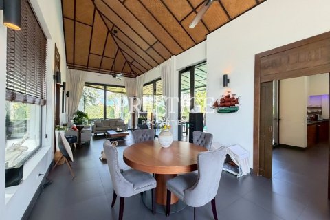 Casa de 3 dormitorios en Pattaya, Tailandia № 209917 - foto 8