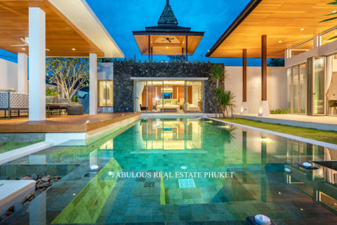 Chalet de 3 dormitorios en Bang Tao, Tailandia № 179585