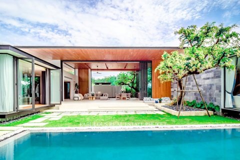 Villa in Bang Tao, Thailand 4 bedrooms № 179584 - photo 6