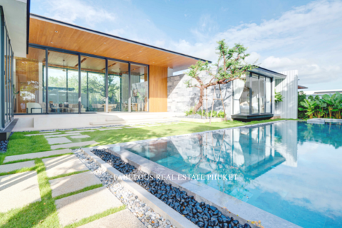 Villa in Bang Tao, Thailand 4 bedrooms № 179584 - photo 3