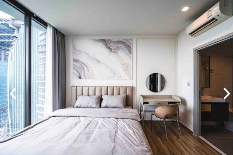 Condominio de 2 dormitorios en Chatuchak, Bangkok, Tailandia № 133668 - foto 13