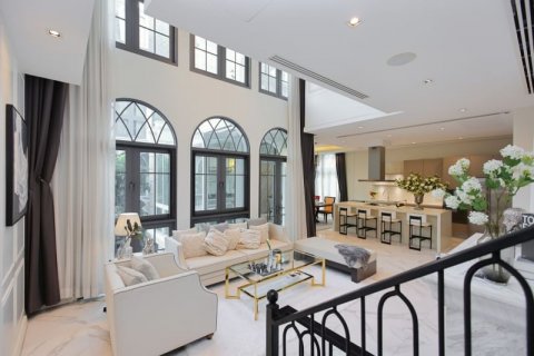 Chalet de 4 dormitorios en Watthana, Bangkok, Tailandia № 133669 - foto 5