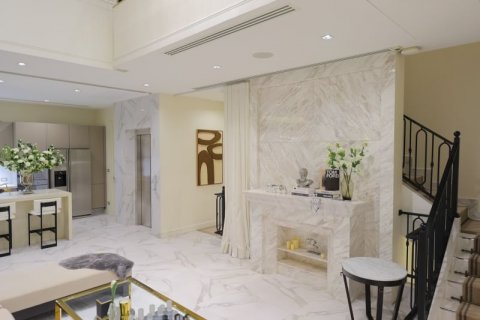 Chalet de 4 dormitorios en Watthana, Bangkok, Tailandia № 133669 - foto 7