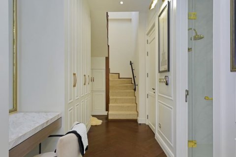 Chalet de 4 dormitorios en Watthana, Bangkok, Tailandia № 133669 - foto 15