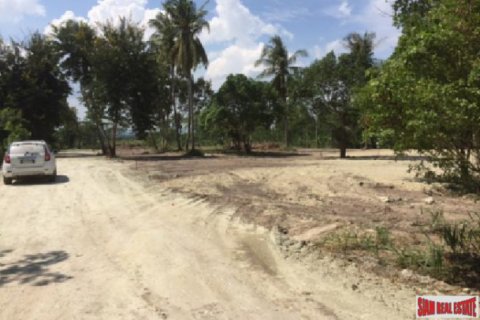 Terreno 9400 m2 en Hua Hin, Tailandia № 202851 - foto 3