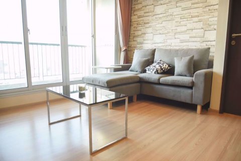 Condo in Bangkok, Thailand, 2 bedrooms in Rhythm Sathorn - Narathiwas  № 51050