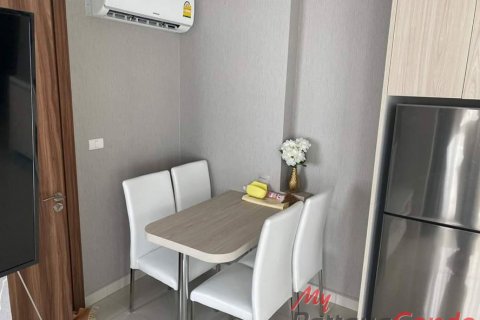 Condominio de 2 dormitorios en Pattaya, Tailandia № 32331 - foto 2