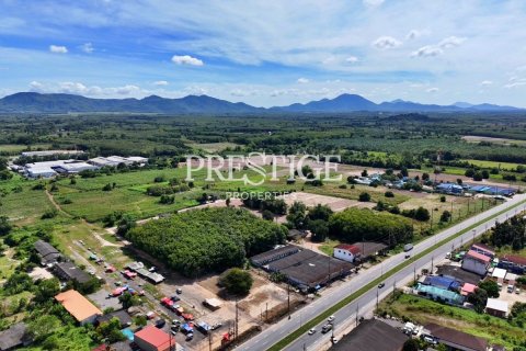 Land in Rayong, Thailand 145600 sq.m. № 198307