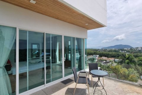 Chalet de 3 dormitorios en Phuket, Tailandia № 150044 - foto 24