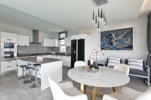 Chalet de 3 dormitorios en Phuket, Tailandia № 150044 - foto 7