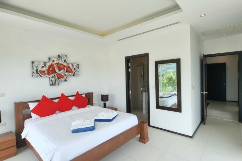 Chalet de 3 dormitorios en Phuket, Tailandia № 150044 - foto 21