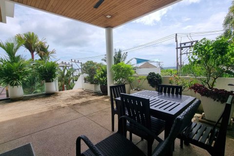 Chalet de 3 dormitorios en Phuket, Tailandia № 150044 - foto 14