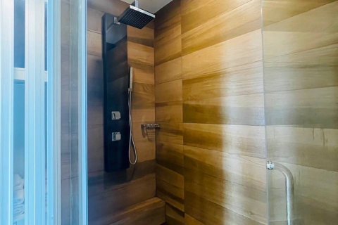 Apartamento de 2 habitaciones en Pattaya, Tailandia № 134756 - foto 10
