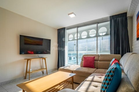 Condo in Bang Lamung, Thailand, 1 bedroom № 153974 - photo 3