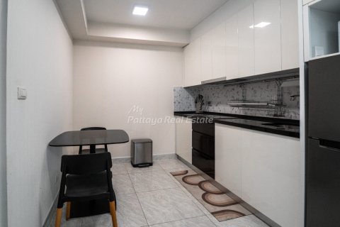 Condo in Bang Lamung, Thailand, 1 bedroom № 153974 - photo 5