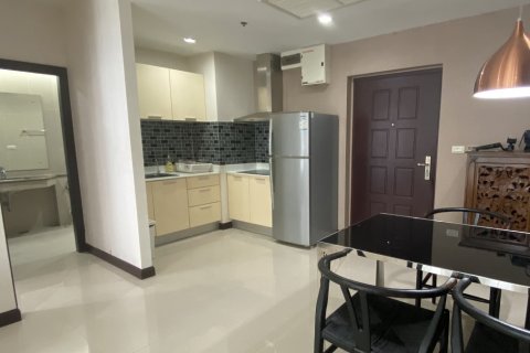 Condo in Khlong Toei, Bangkok, Thailand, 2 bedrooms  № 200727 - photo 7