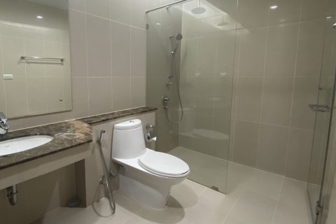 Condo in Khlong Toei, Bangkok, Thailand, 2 bedrooms  № 200727 - photo 3