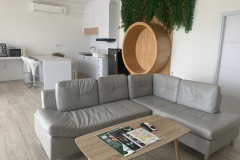 Chalet de 3 dormitorios en Hua Hin, Tailandia № 135646 - foto 12