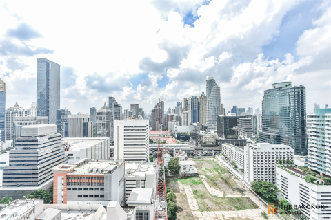 Condo in Bangkok, Thailand, 2 bedrooms № 189958 - photo 3