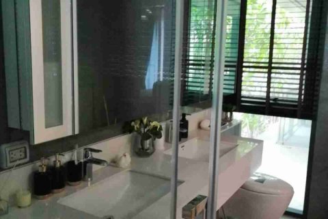 Condominio de 2 dormitorios en Bangkok, Tailandia № 183142 - foto 4