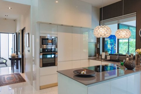 Chalet de 3 dormitorios en Hua Hin, Tailandia № 134653 - foto 6