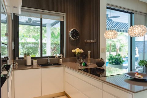 Chalet de 3 dormitorios en Hua Hin, Tailandia № 134653 - foto 5