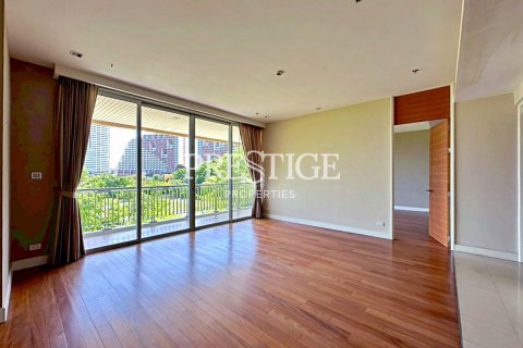 Condo in Pattaya, Thailand, 1 bedroom № 197758 - photo 2