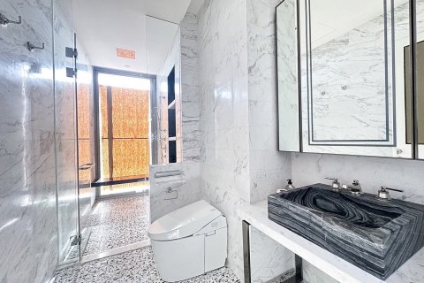Condominio de 3 dormitorios en Bangkok, Tailandia № 74347 - foto 8